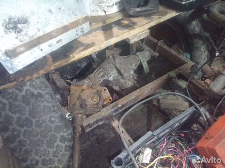 Продам задний мост, рулевое