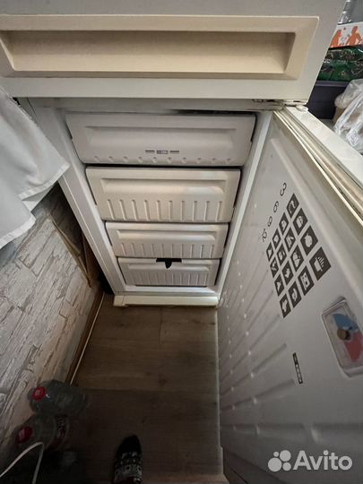Продам холодильник рабочий бу