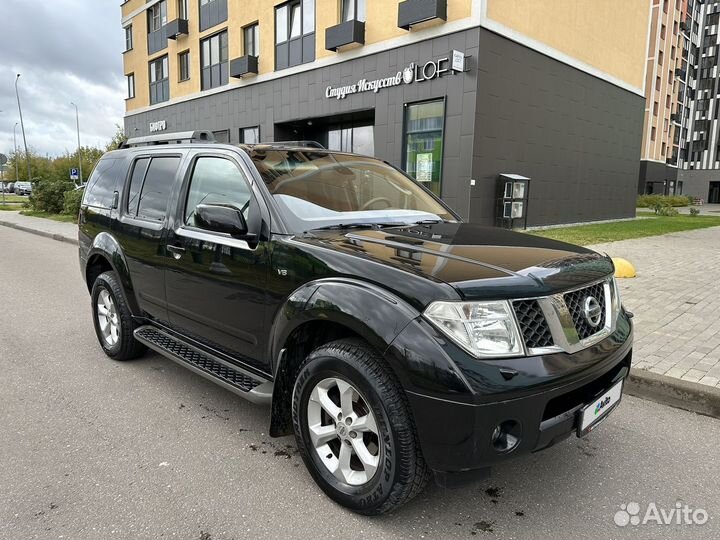 Nissan Pathfinder 4.0 AT, 2008, 225 000 км