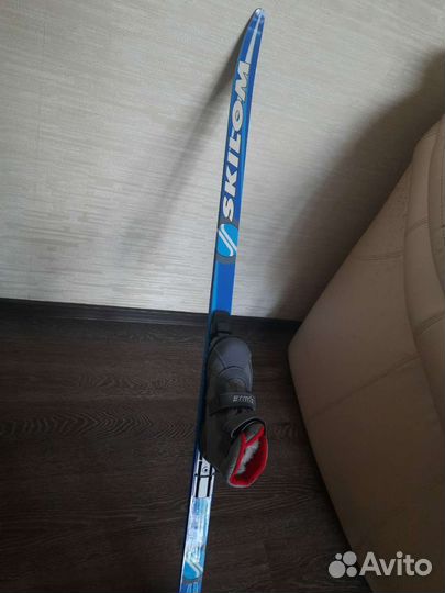 Лыжные ботинки+лыжи