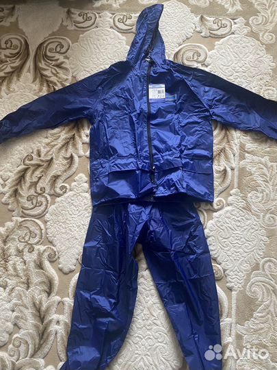 Дождевой костюм