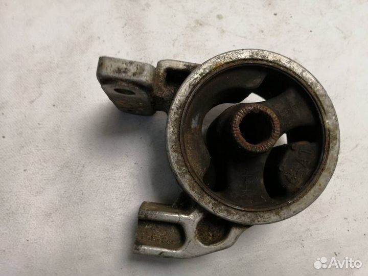 Подушка двигателя Киа Rio 2