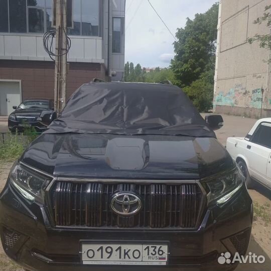 Накидка на стекло от солнца и снега для автомобиля