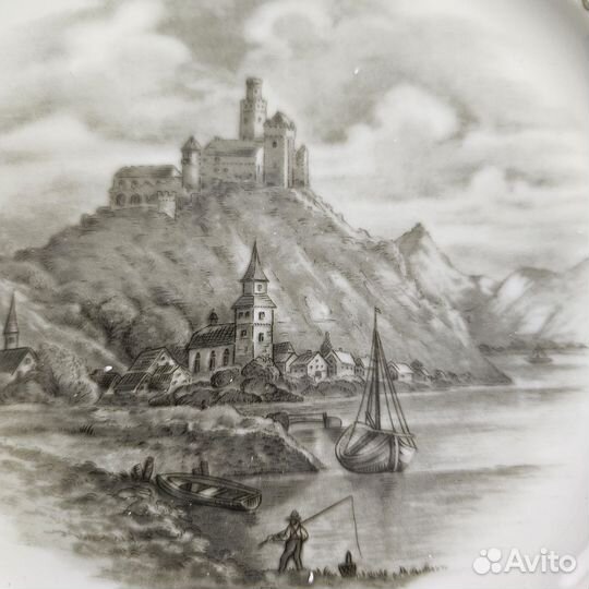 Овальное блюдо.Seltmann Weiden.Замки Рейна