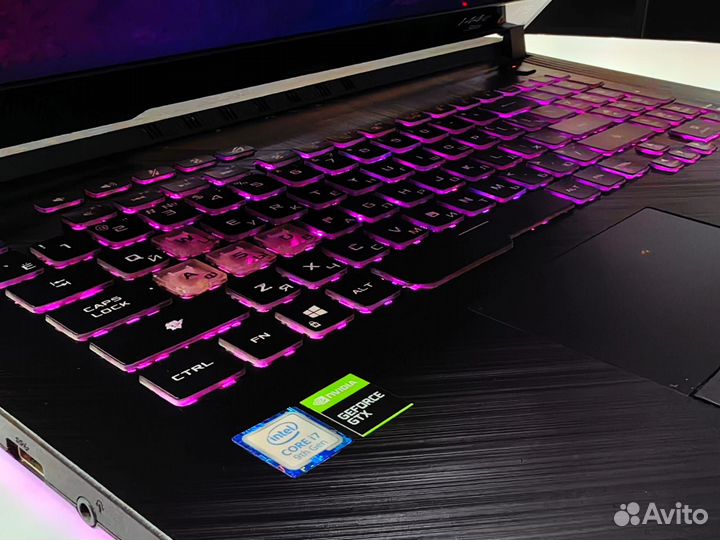 Игровой Asus 17.3''144Hz Core i7 9Th 16Gb 1660Ti