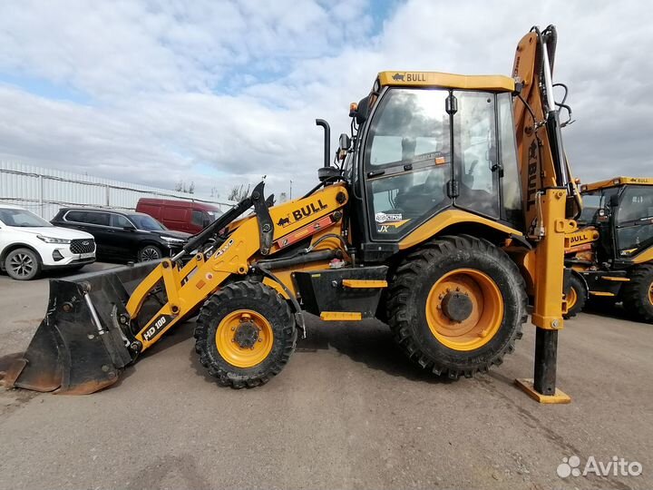 Экскаватор-погрузчик Bull HD100, 2023