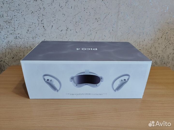 Гарнитура (шлем) виртуальной реальности Pico4 VR