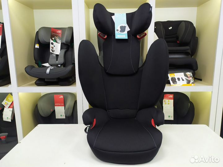 Автокресло 15-36кг изофикс Cybex Yari Cozy Black