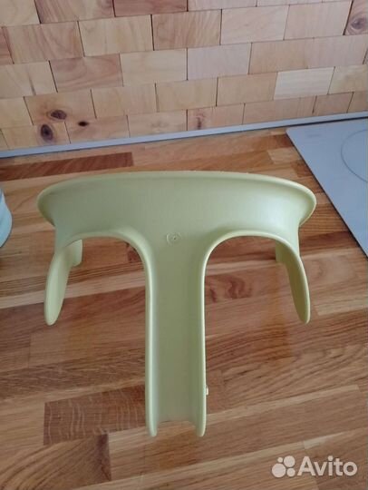 Фиксатор Nomi Mini лайм для стульчика Evomove