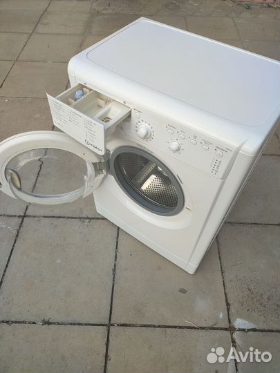 Стиральная машина indesit