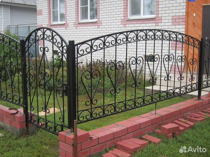 Кованый забор,перила,балкон