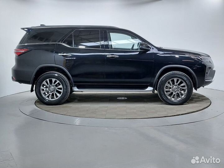 Toyota Fortuner 2.8 AT, 2021, 37 130 км