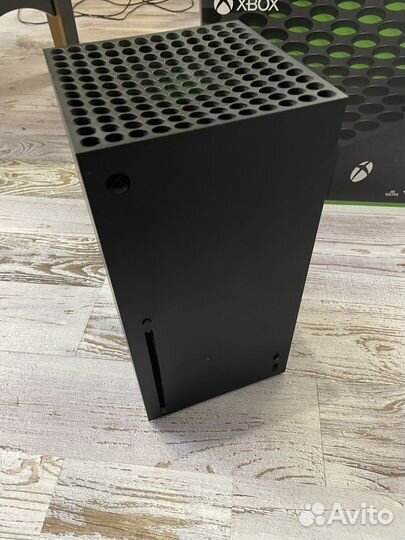 Xbox series x 2 геймпада, 1тб, полный комплект