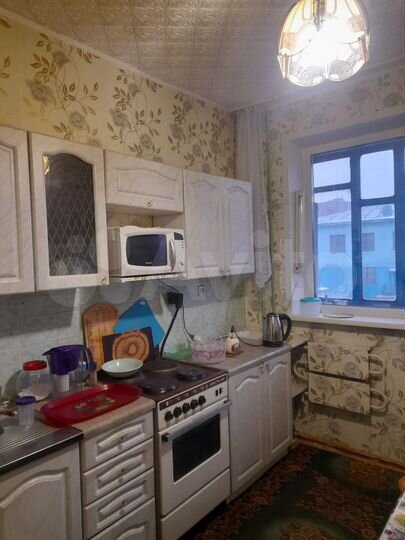 2-к. квартира, 52 м², 1/9 эт.