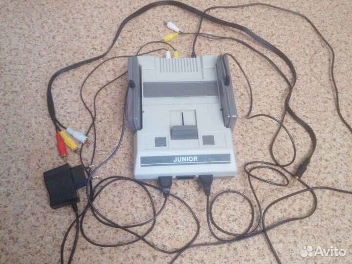 Игровая приставка как dendy