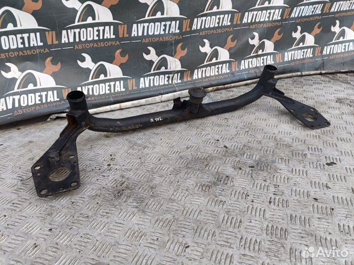 Балка под радиатор Audi A4 B5 универсал AEB 1996