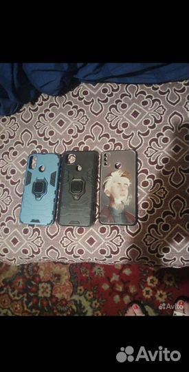 Чехлы на телефон