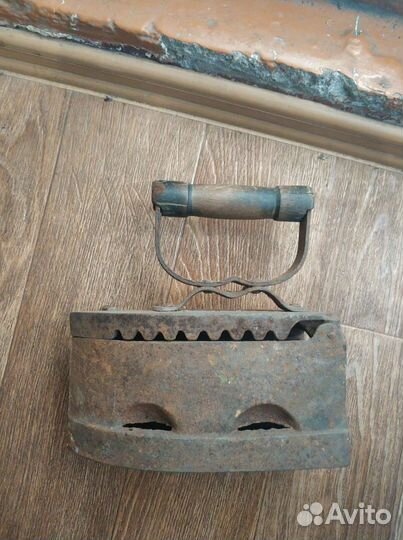 Старый утюг