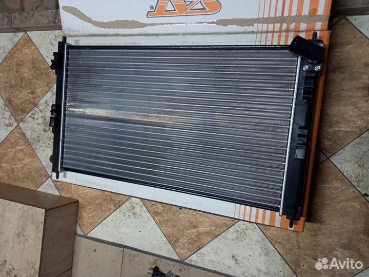 Радиатор охлождения Mitsubishi ASX Lancer X 4007