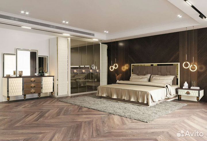 Спальный гарнитур