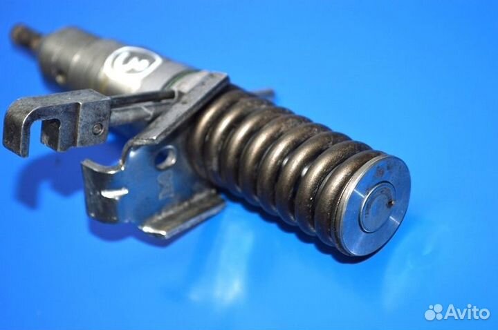 Топливная форсунка freightliner CL 120