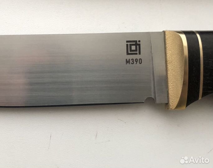 Нож из стали M390