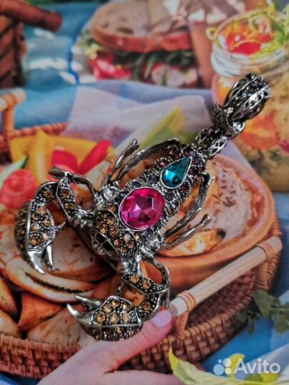 Брошь скорпион большой новая