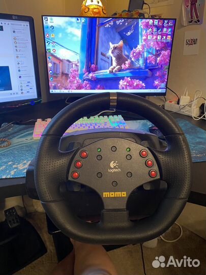 Руль logitech momo racing