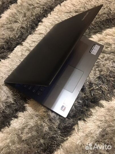 Ноутбук lenovo