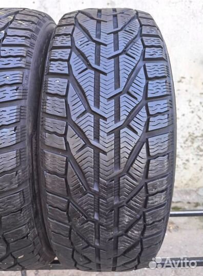 Taurus SUV Winter 225/60 R17 103V