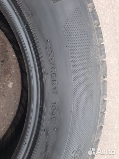 Michelin Latitude Tour HP 235/65 R17 104