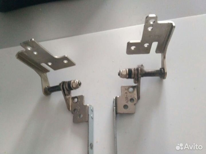 Петли ноутбука dns a35 a35fb A35FE A35YA