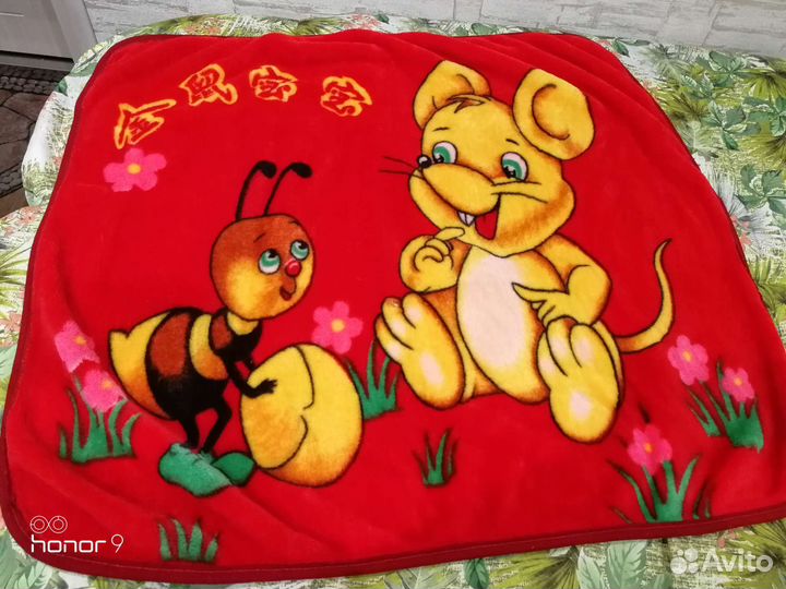 Детское одеяло в кроватку