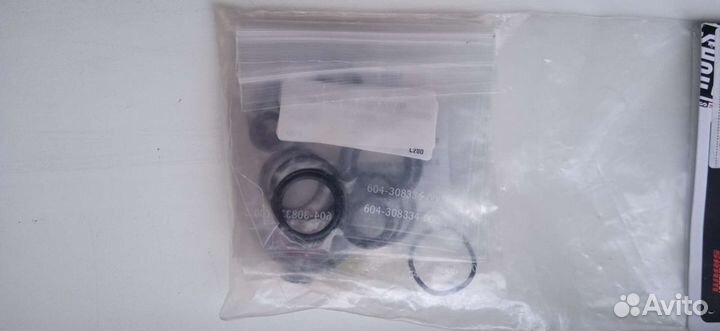 Рем. Комплект RockShox 30 Gold/Silver, для вилок