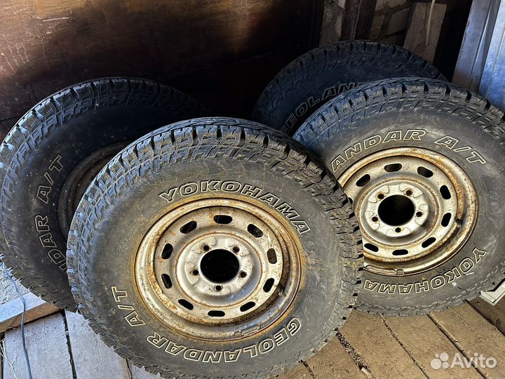 Yokohama Geolandar A/T G015 235/85 R16