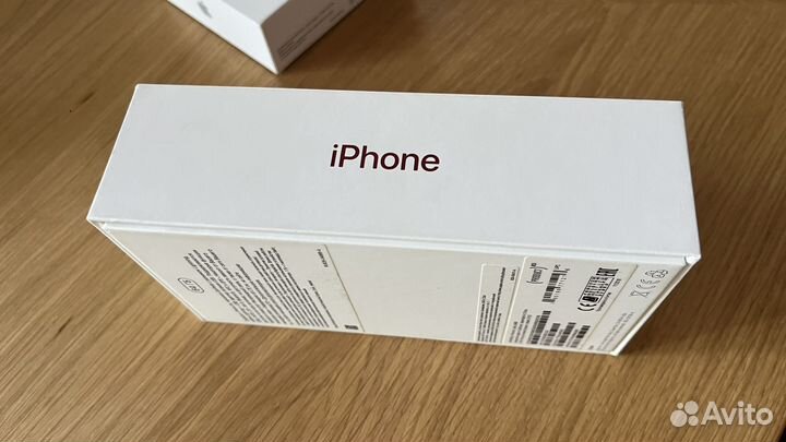 Коробка от iPhone xr red