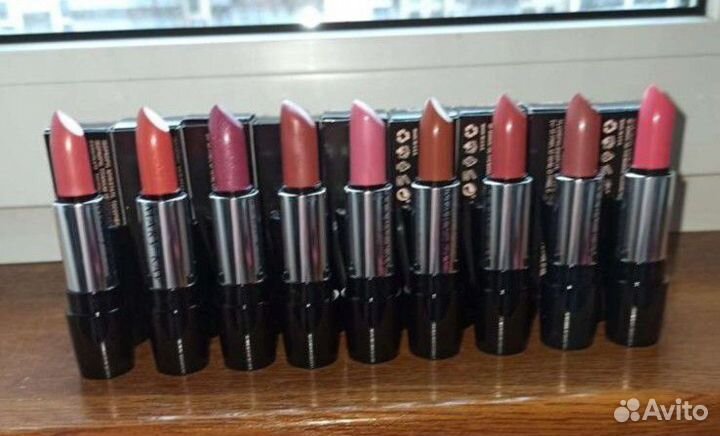 Новые гелевые помады и блеск Mary Kay