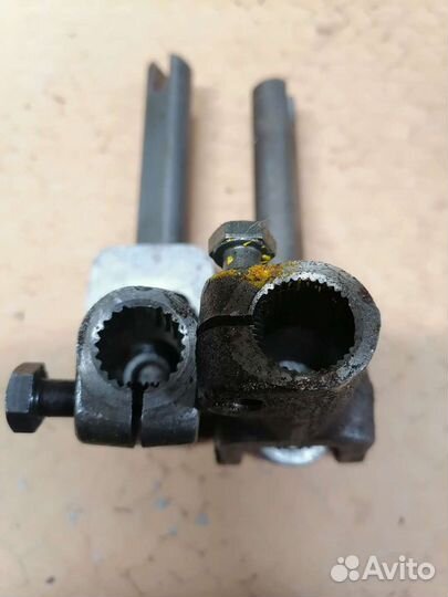 Пассат Б3 Б4 рулевой карданчик