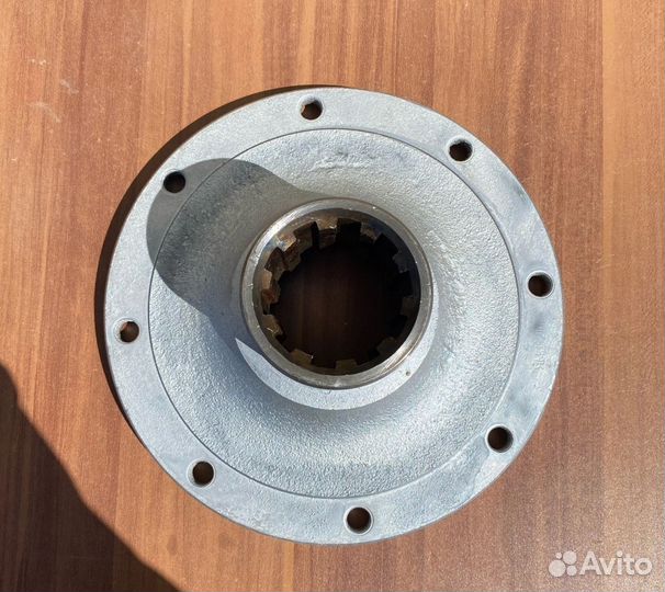 Фланец ямз кпп