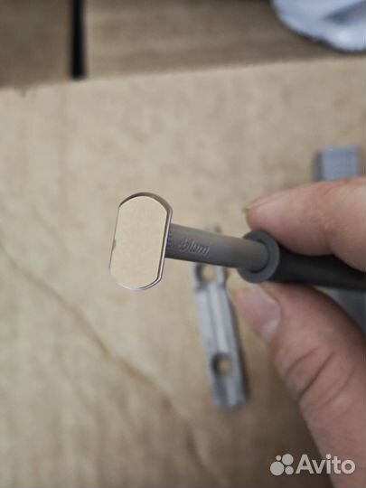 Tip-on blum длинный