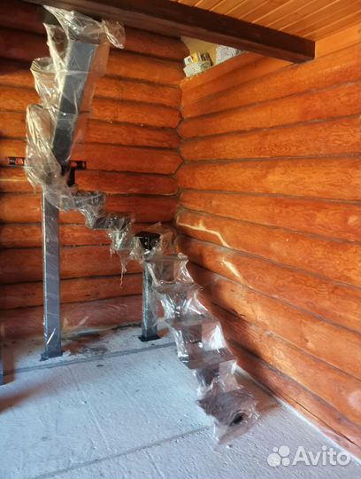 Лестница металлический каркас