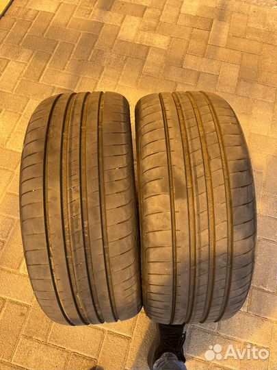 Goodyear Vector 4Seasons Gen-3 245/40 R19 и 245/40 R19 98Y