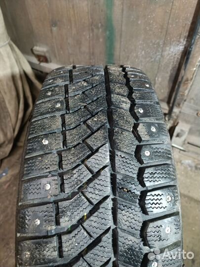 Viatti Brina Nordico V-522 215/55 R16