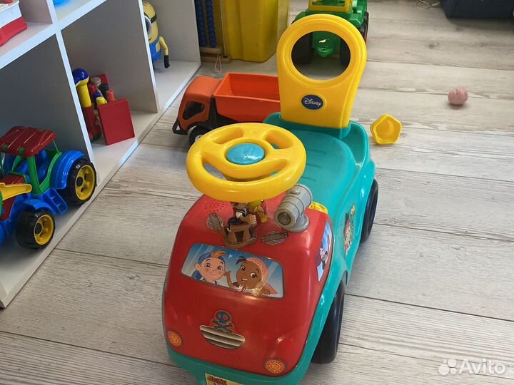 Детская машинка каталка