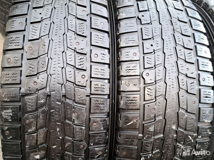 Dunlop SP Winter Ice 01 205/70 R15 100T