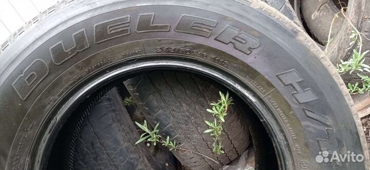 Bridgestone Dueler H/T 245/70 R16 111S