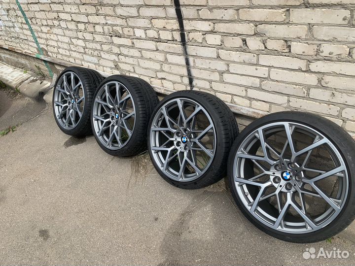 Комплект летних колес R20 на бмв G20