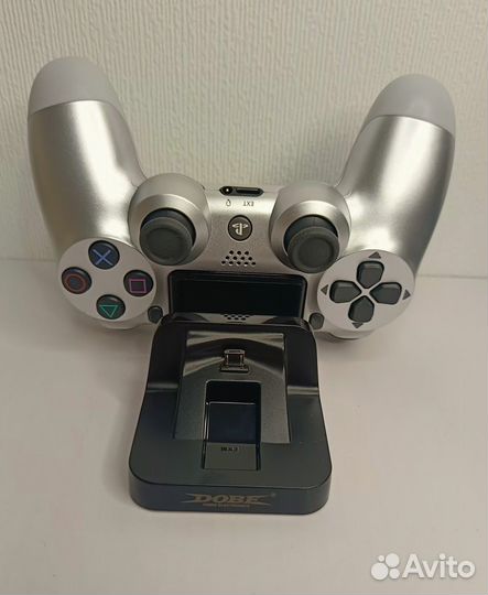 Зарядная станция для геймпадов PS4 Dual Charging S