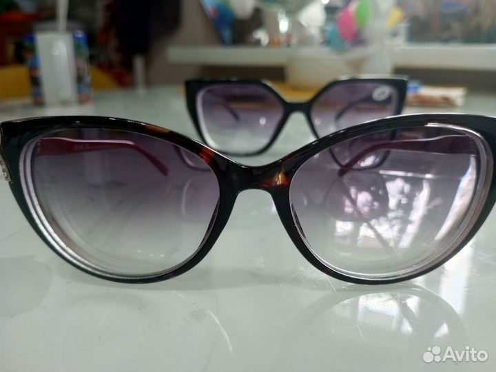 Очки с диоптриями -4, 5 солнечные и обычные