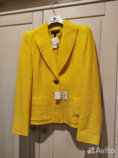 Платье с пиджаком